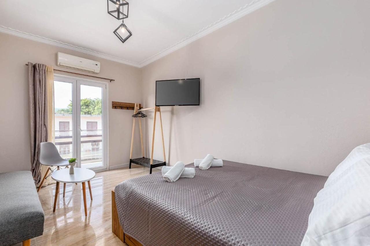 Luna Solari Apartment Mantouki Ngoại thất bức ảnh
